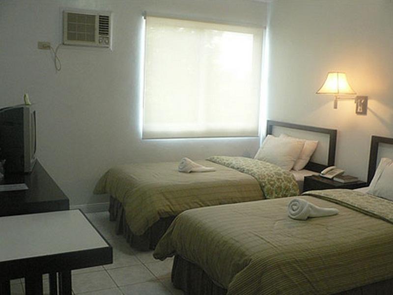 Northwest Inn Bacolod Exterior photo